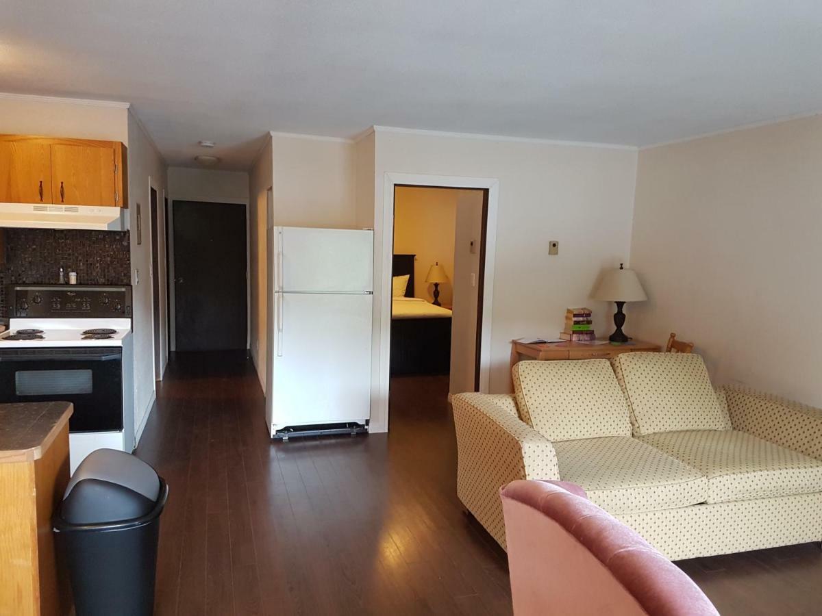 Indoor Comfort In An Outdoor Paradise Sleeps 4- 5 Min To Golf & Ski Lejlighed Kimberley Eksteriør billede