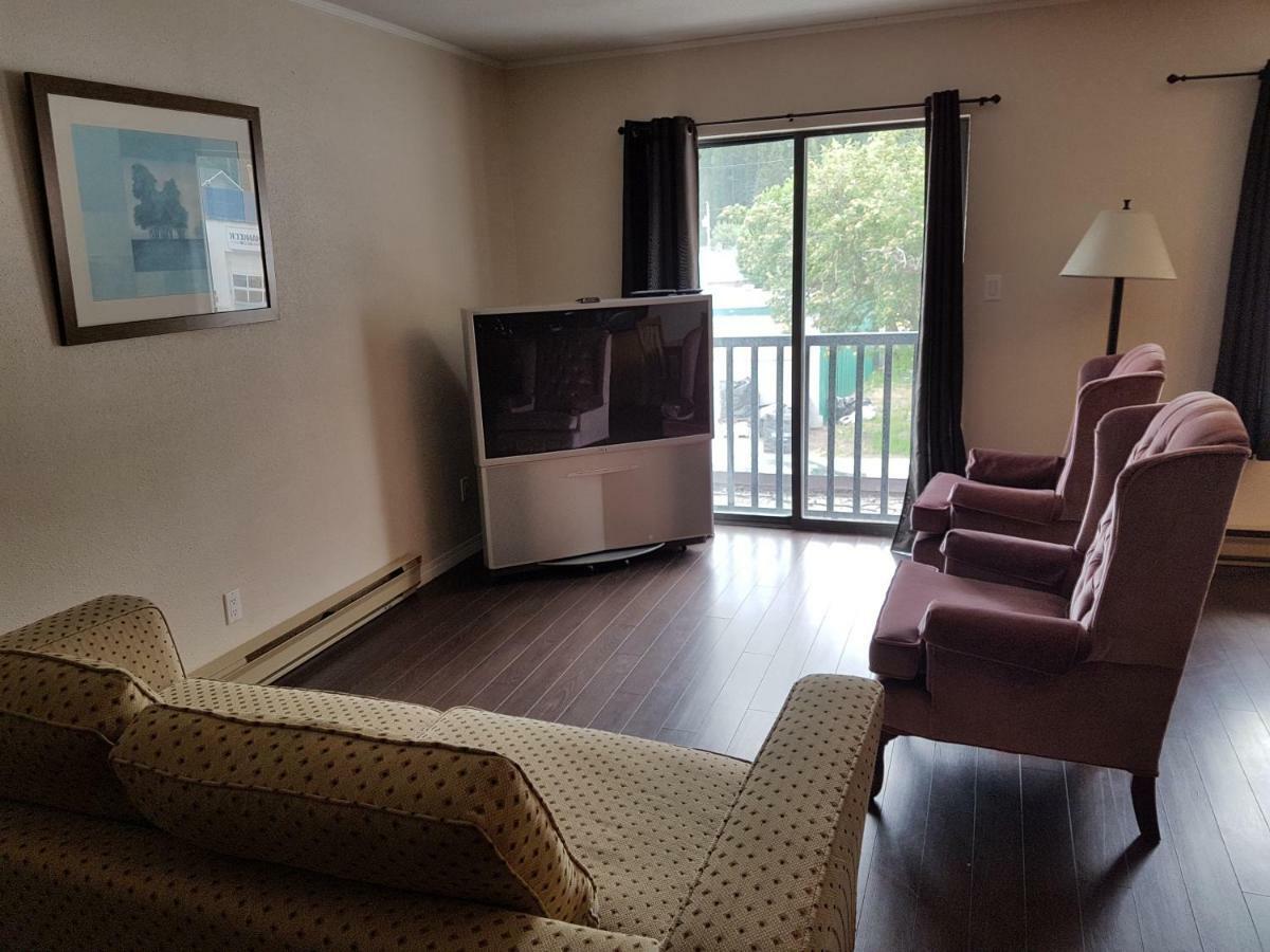 Indoor Comfort In An Outdoor Paradise Sleeps 4- 5 Min To Golf & Ski Lejlighed Kimberley Eksteriør billede