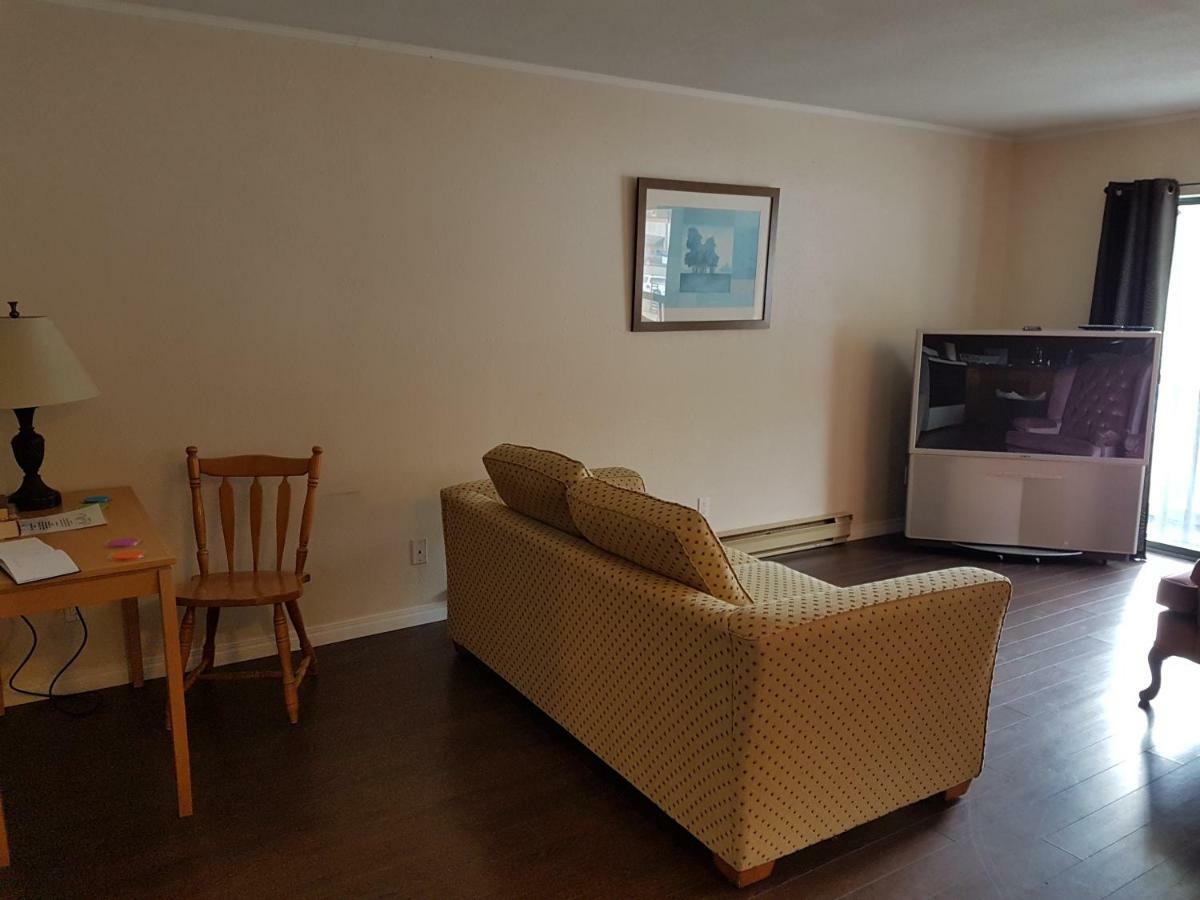 Indoor Comfort In An Outdoor Paradise Sleeps 4- 5 Min To Golf & Ski Lejlighed Kimberley Eksteriør billede